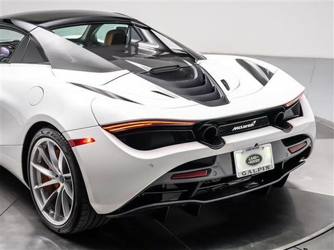 Used 2020 McLaren 720S Luxury image 40
