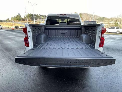 New 2026 Chevrolet Silverado 1500 LT w/ Safety Package AWD/4WD image 10