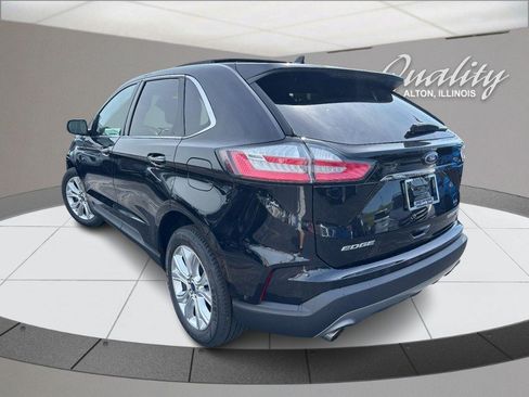 Used 2020 Ford Edge Titanium w/ Equipment Group 301A FWD image 6