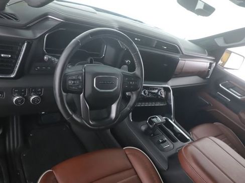 Used 2025 GMC Sierra 1500 Denali Ultimate AWD/4WD image 18