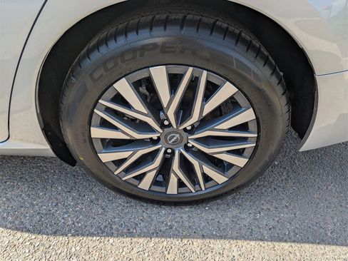 Used 2023 Nissan Altima 2.5 SV image 26