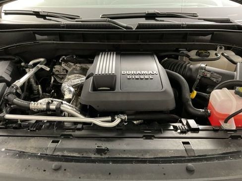 Certified 2024 Cadillac Escalade ESV Sport Platinum image 26