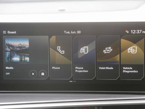 Certified 2025 Kia Sorento LX FWD image 16