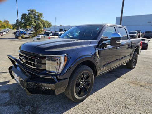 Certified 2022 Ford F150 Platinum w/ Equipment Group 701A High image 8