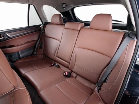 Used 2018 Subaru Outback 2.5i Touring image 25