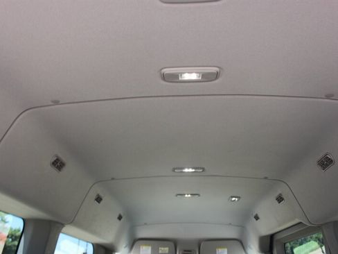 Used 2024 Ford Transit 350 XLT RWD image 11