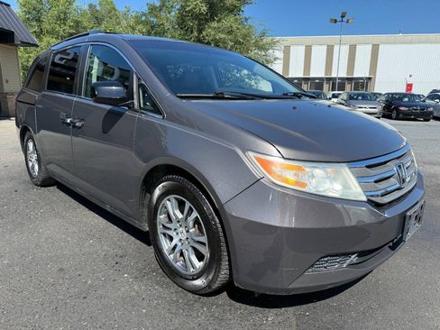 Used 2013 Honda Odyssey EX-L image 3