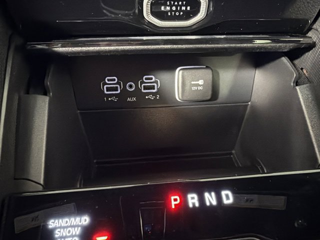 New 2026 Jeep Grand Cherokee Limited w/ Limited Altitude Package AWD/4WD image 19