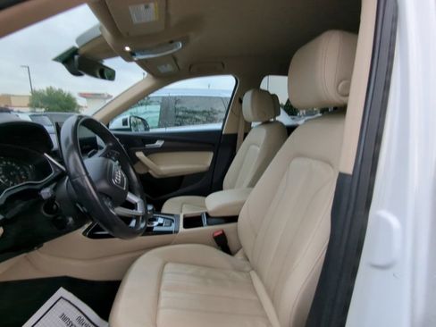 Used 2021 Audi Q5 2.0T Premium w/ Convenience Package AWD/4WD image 6
