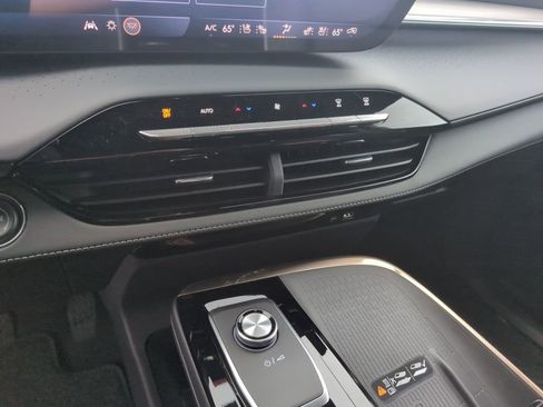 New 2026 Buick Enclave Avenir w/ Super Cruise Package image 21