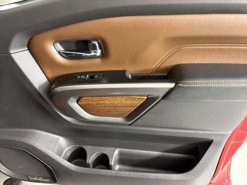 Used 2016 Nissan Titan Platinum Reserve image 12
