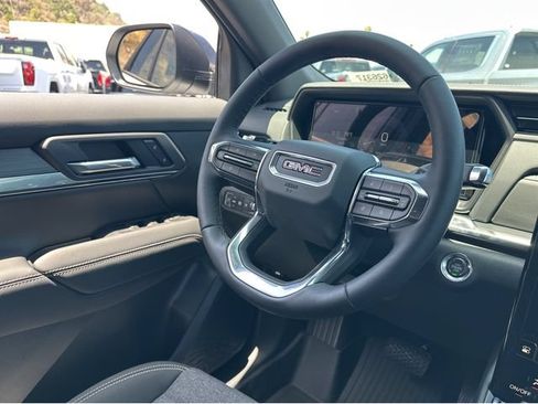 New 2026 GMC Terrain Elevation w/ LPO, Floor Liner Package FWD image 27