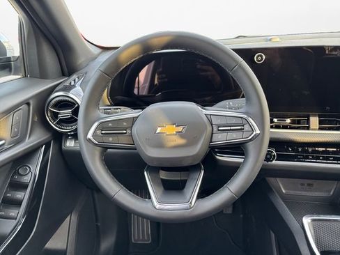 New 2026 Chevrolet Equinox LT image 12