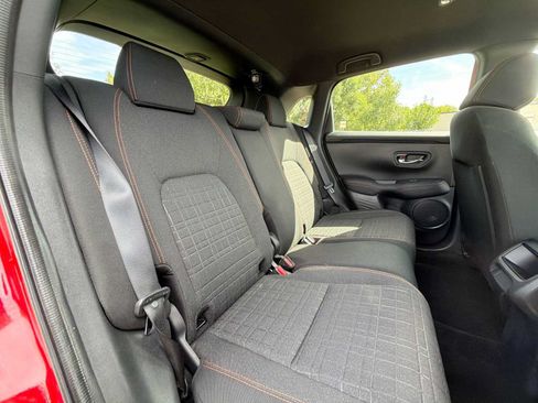 Used 2025 Honda HR-V Sport image 17