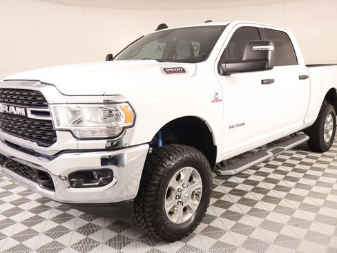Used 2024 RAM 2500 Big Horn w/ Off Road Package AWD/4WD image 9