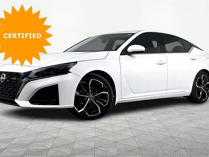Used 2023 Nissan Altima 2.5 SR w/ SR Premium Package