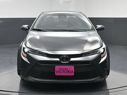 Used 2024 Toyota Corolla LE FWD image 18