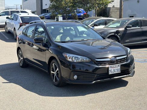Used 2023 Subaru Impreza 2.0i Premium AWD/4WD image 3