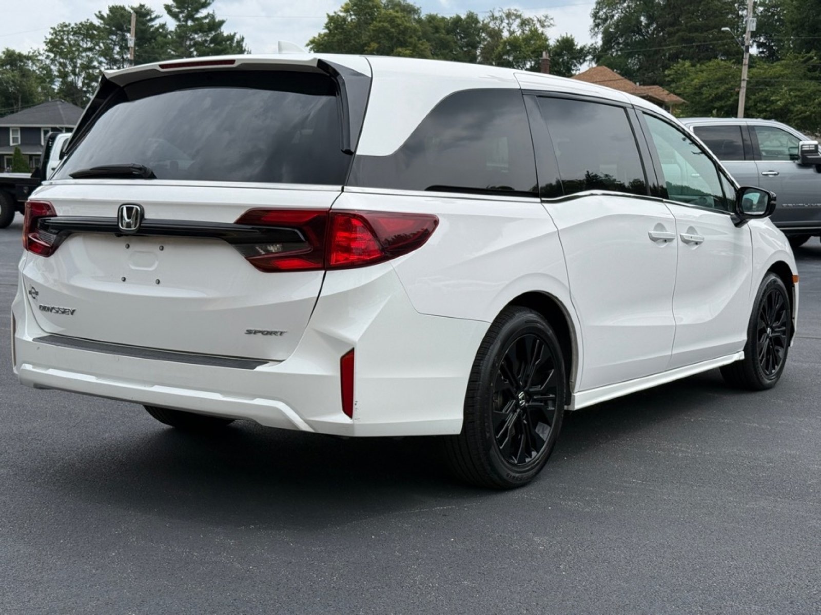 Used 2025 Honda Odyssey Sport-L image 8