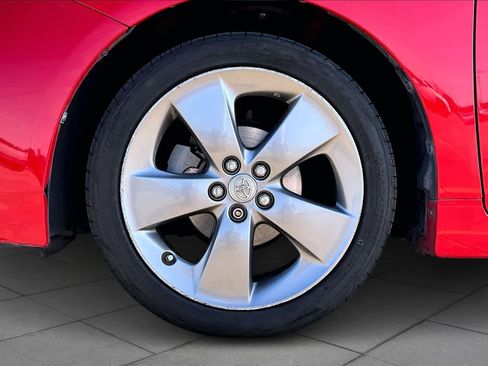 Used 2015 Toyota Prius Persona Series image 9