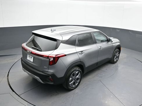 Certified 2024 Kia Seltos LX image 37