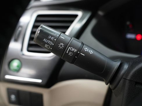 Used 2015 Honda Civic EX-L image 14