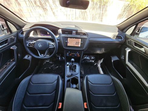 Used 2022 Volkswagen Tiguan SEL R-Line AWD/4WD image 14
