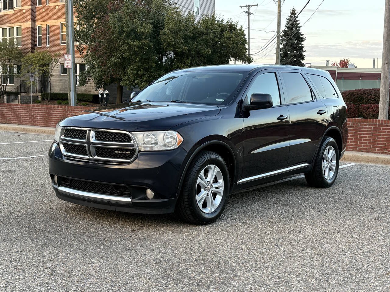 Used 2011 Dodge Durango Express AWD/4WD image 4
