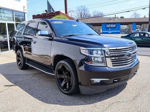 Used 2020 Chevrolet Tahoe Premier w/ Premier 6.2L Value Package image 7