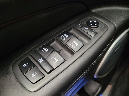 Used 2020 Jeep Grand Cherokee Summit image 27