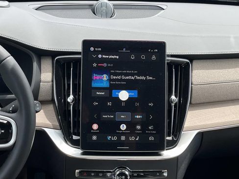 New 2026 Volvo XC90 T8 Ultra w/ Lounge Package AWD/4WD image 16