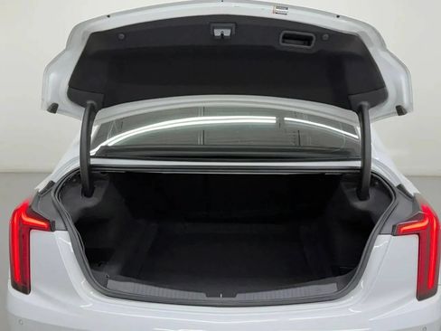 Used 2020 Cadillac CT5 Premium Luxury RWD image 38