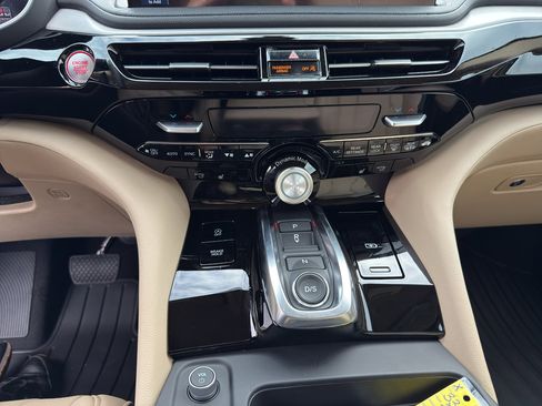 New 2026 Acura MDX SH-AWD image 19