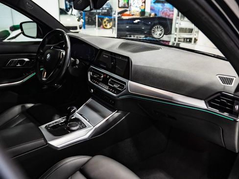 Used 2022 BMW 330e w/ Convenience Package image 35