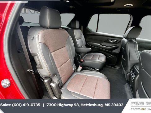 Used 2023 Chevrolet Traverse High Country w/ LPO, 'HIT The Road' Package FWD image 22