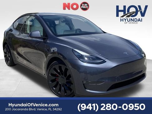 Used 2022 Tesla Model Y Performance AWD/4WD image 1