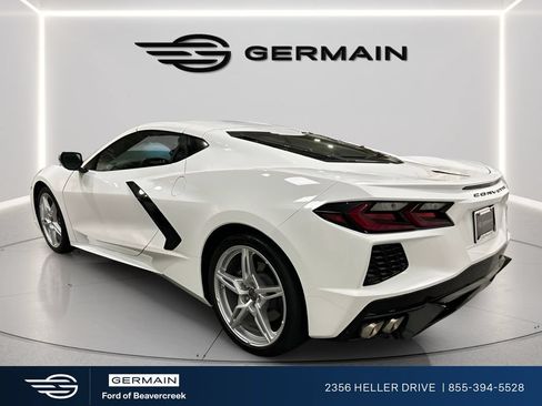 Used 2021 Chevrolet Corvette Stingray Coupe w/ 1LT RWD image 6