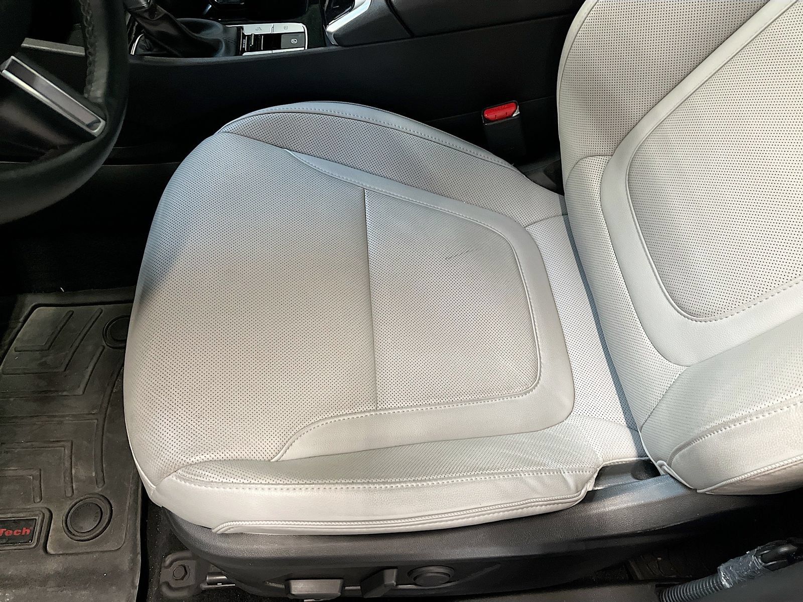 Used 2025 Hyundai Santa Cruz Limited AWD/4WD image 20