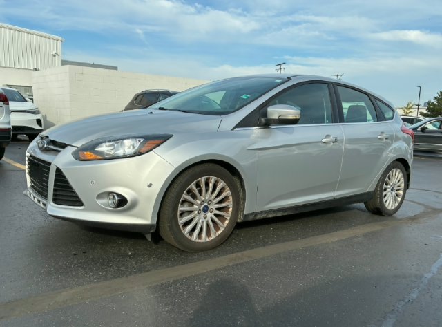Used 2012 Ford Focus Titanium FWD image 1