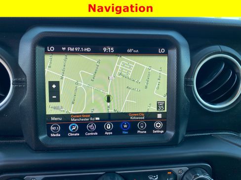 Used 2021 Jeep Wrangler Unlimited Sahara w/ Cold Weather Group AWD/4WD image 27