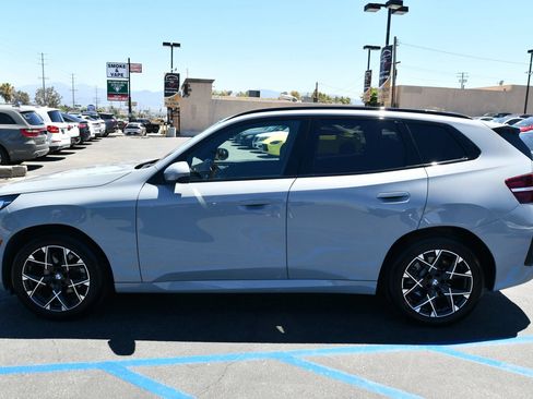 Used 2025 BMW X3 xDrive30i AWD/4WD image 4