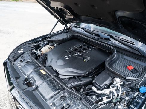 Used 2021 Mercedes-Benz GLS 580 4MATIC image 16