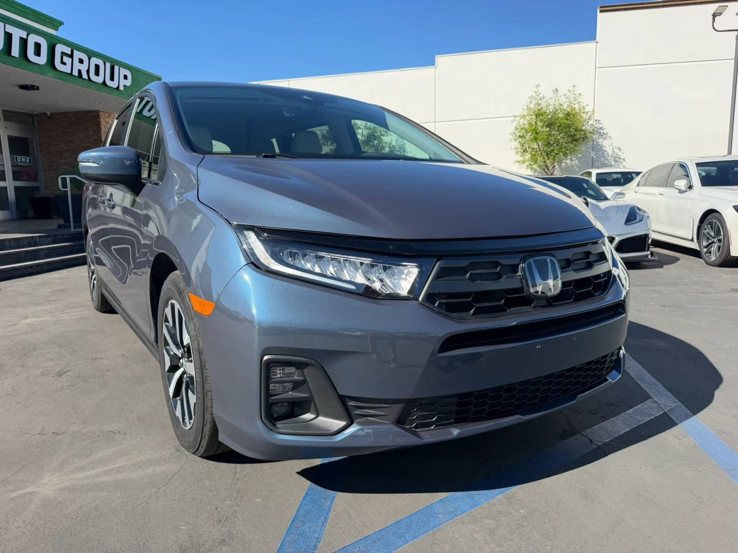 Used 2025 Honda Odyssey EX-L image 4