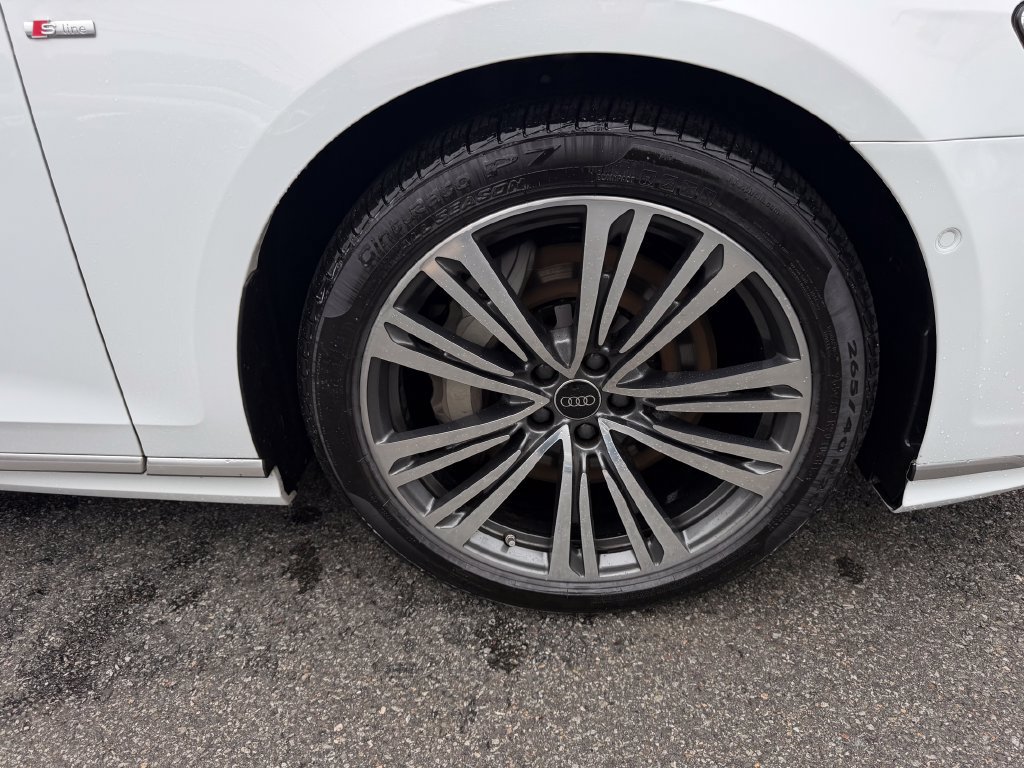 Used 2023 Audi A8 L 3.0T w/ Comfort Plus Package AWD/4WD image 12