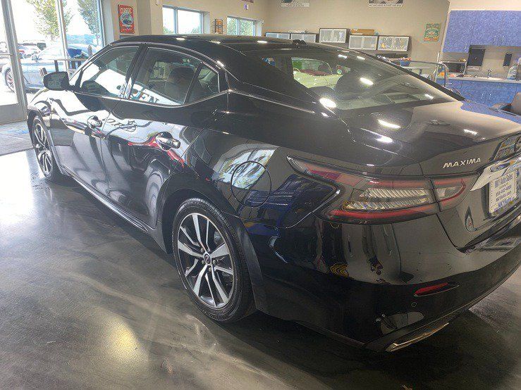 Used 2023 Nissan Maxima SV w/ Floor Mat Group FWD image 6