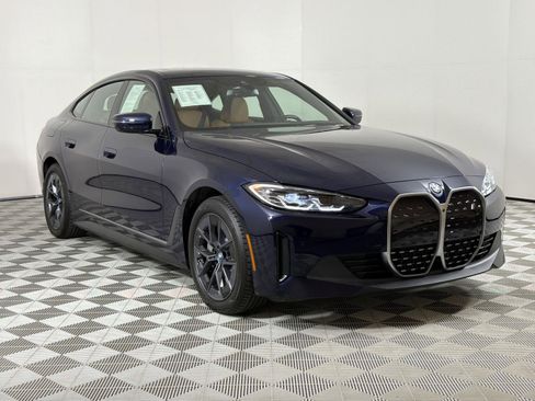Used 2023 BMW i4 eDrive35 w/ Premium Package image 7