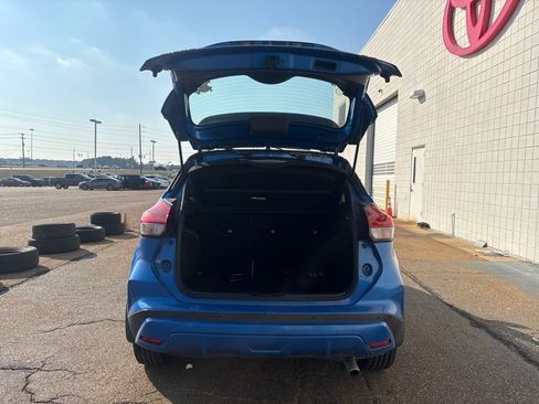 Used 2021 Nissan Kicks SR w/ SR Premium Package image 26