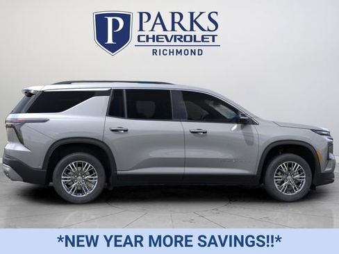 New 2026 Chevrolet Traverse LT w/ Driver Confidence Package image 5