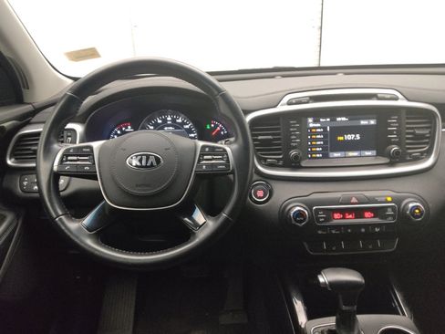Used 2019 Kia Sorento EX image 22