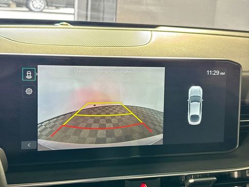 Used 2025 Kia K5 GT-Line w/ GT-Line Premium Package image 18